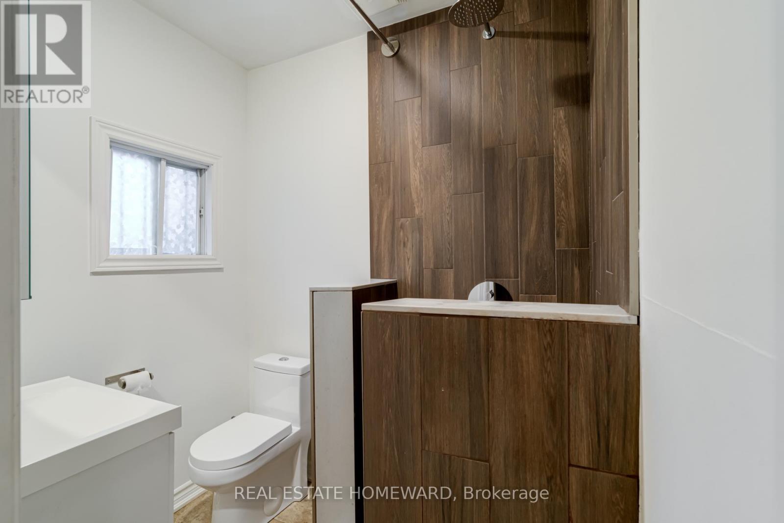 1st Fl - 140 Millicent Street, Toronto, Ontario  M6H 1W4 - Photo 17 - W12888452