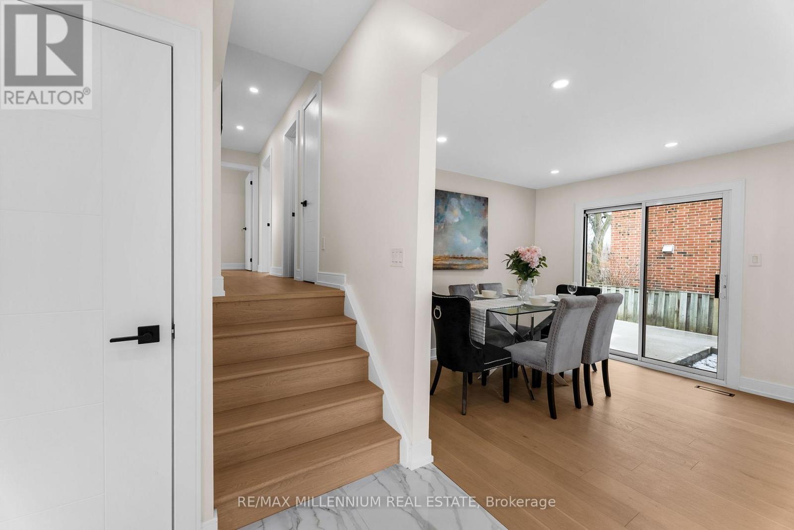 2437 Chilsworthy Avenue, Mississauga (Cooksville), Ontario  L5B 2R4 - Photo 17 - W12888468