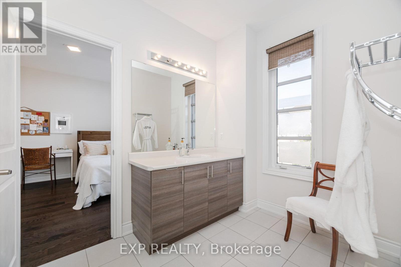 3102 Millicent Avenue, Oakville (Go Glenorchy), Ontario  L6H 0V2 - Photo 17 - W12888476