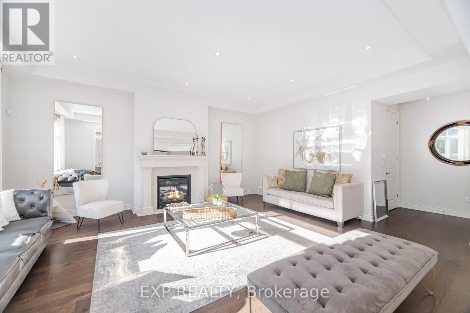 3102 Millicent Avenue, Oakville (Go Glenorchy), Ontario  L6H 0V2 - Photo 5 - W12888476