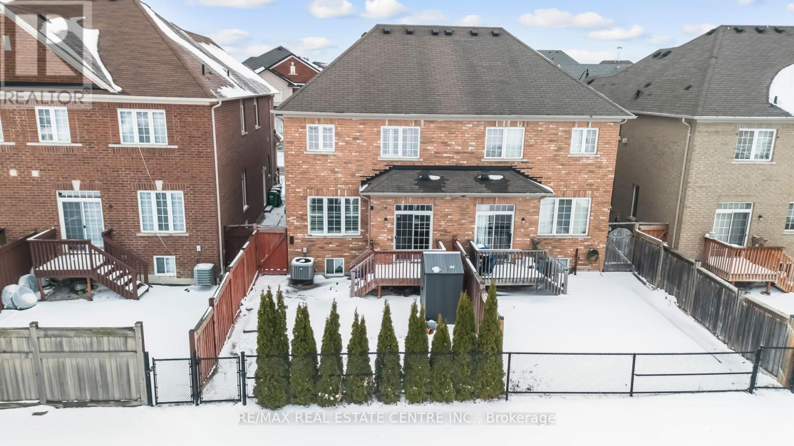 5 Sussexvale Drive, Brampton (Sandringham-Wellington), Ontario  L6R 3S1 - Photo 45 - W12888508