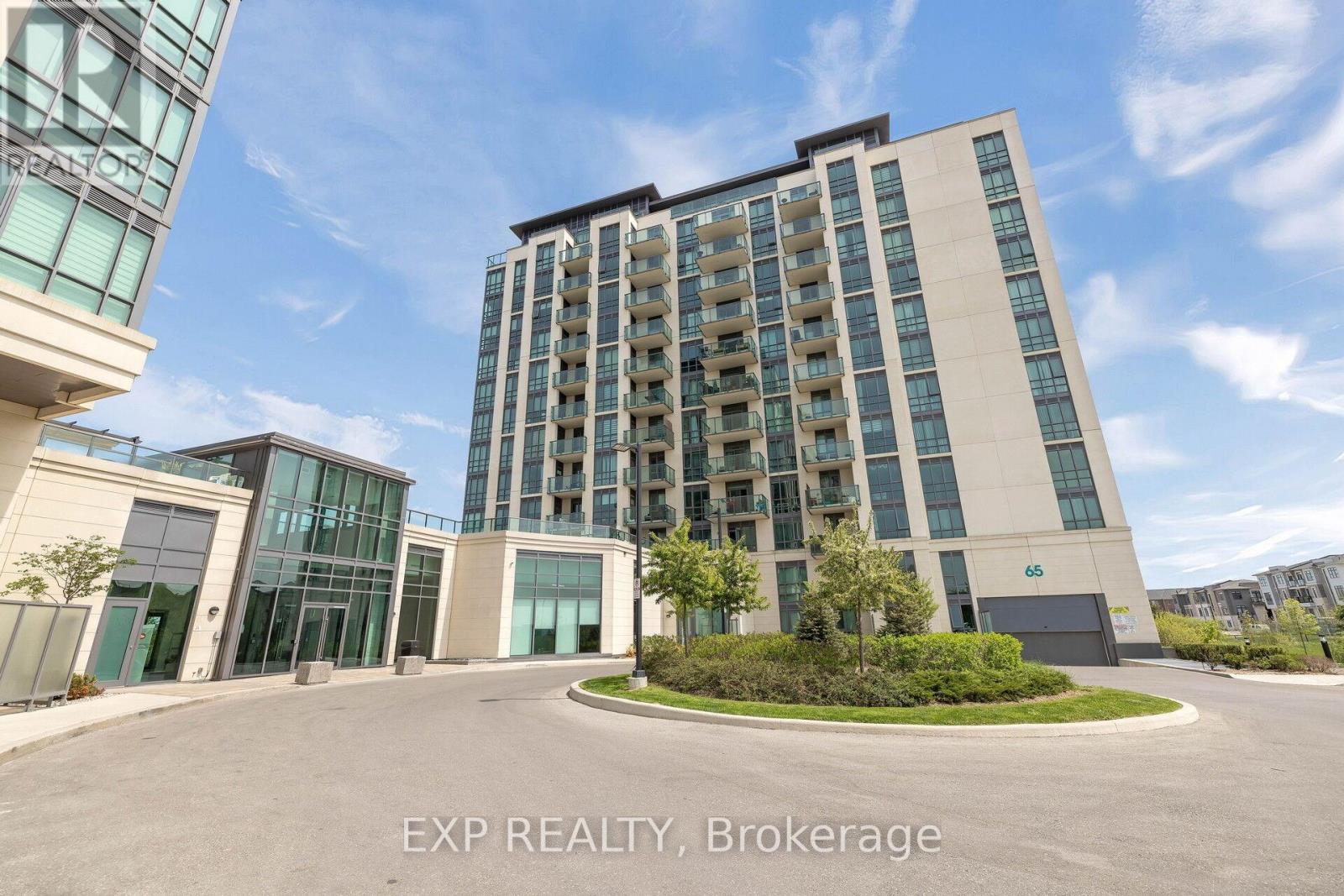 1202 - 65 Yorkland Boulevard N, Brampton (Goreway Drive Corridor), Ontario  L4C 9Z4 - Photo 4 - W12888522