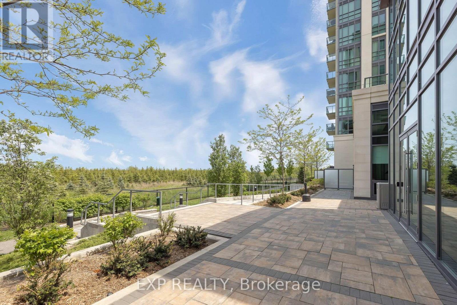 1202 - 65 Yorkland Boulevard N, Brampton (Goreway Drive Corridor), Ontario  L4C 9Z4 - Photo 44 - W12888522