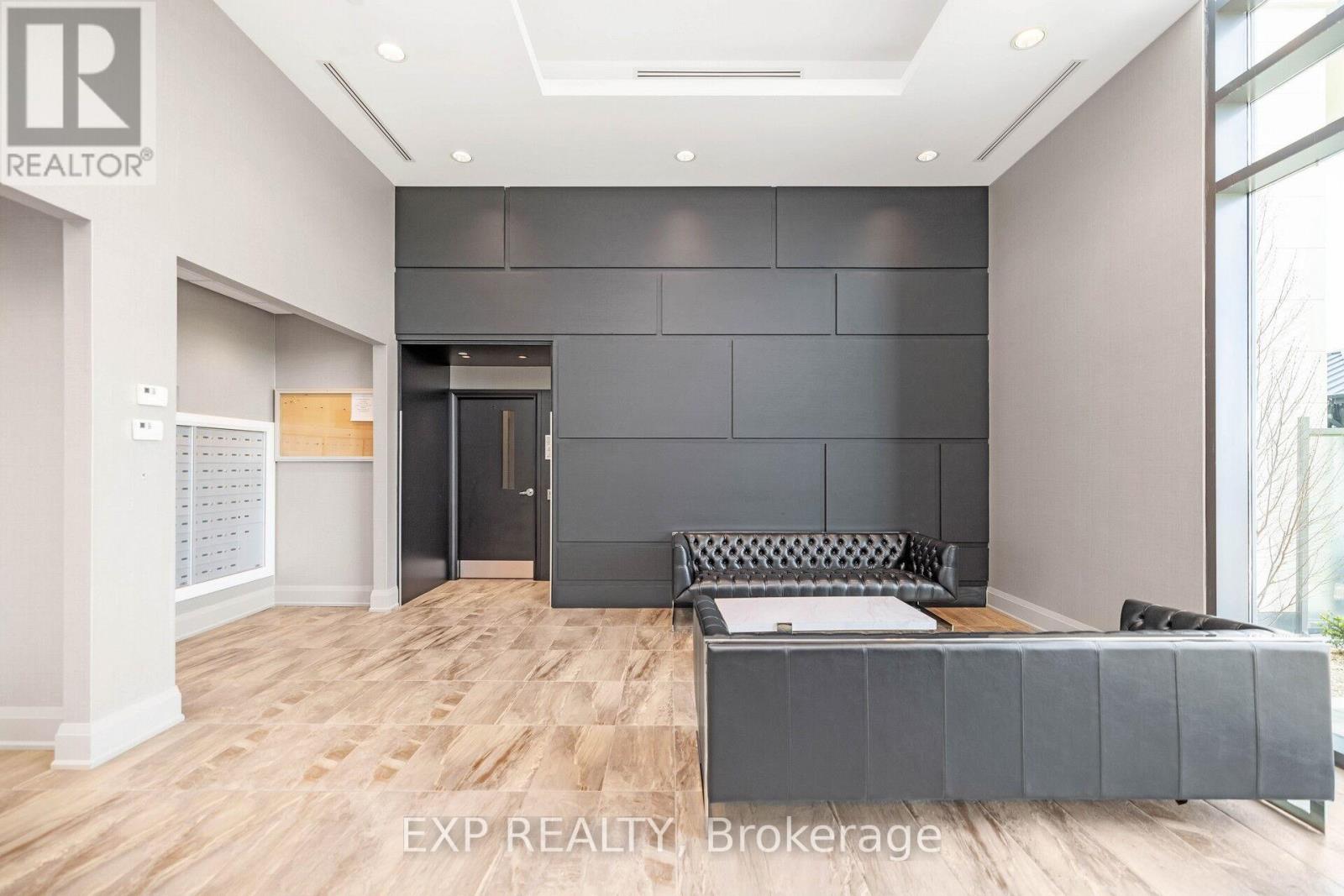 1202 - 65 Yorkland Boulevard N, Brampton (Goreway Drive Corridor), Ontario  L4C 9Z4 - Photo 9 - W12888522