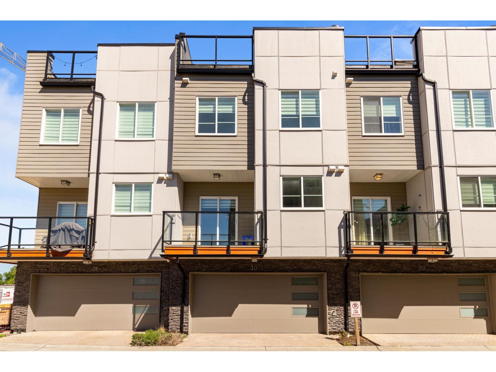 29 8140 166 STREET, Surrey, British Columbia