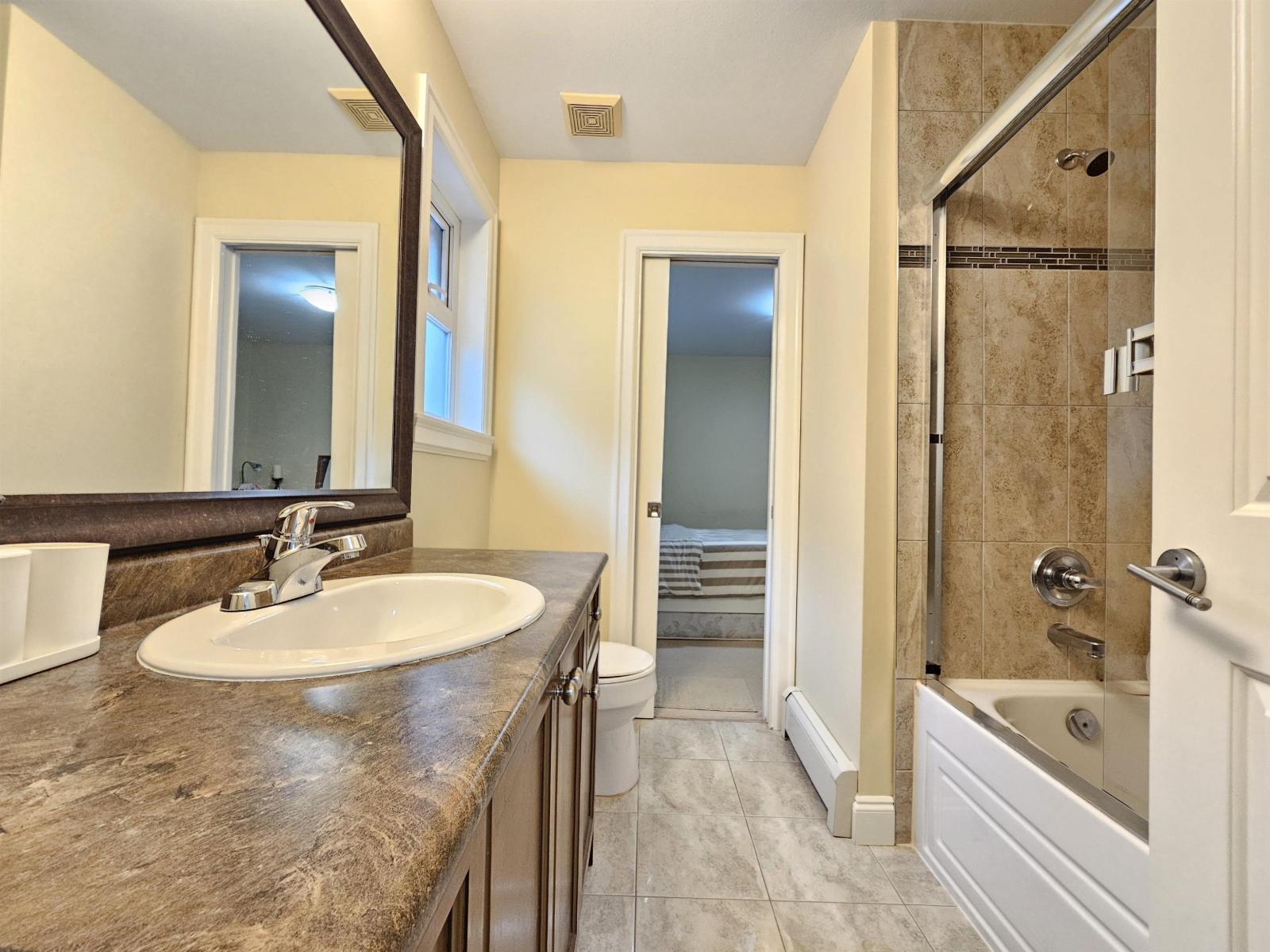 10158 128 Street, Surrey, British Columbia  V3T 2Y9 - Photo 18 - R3100020