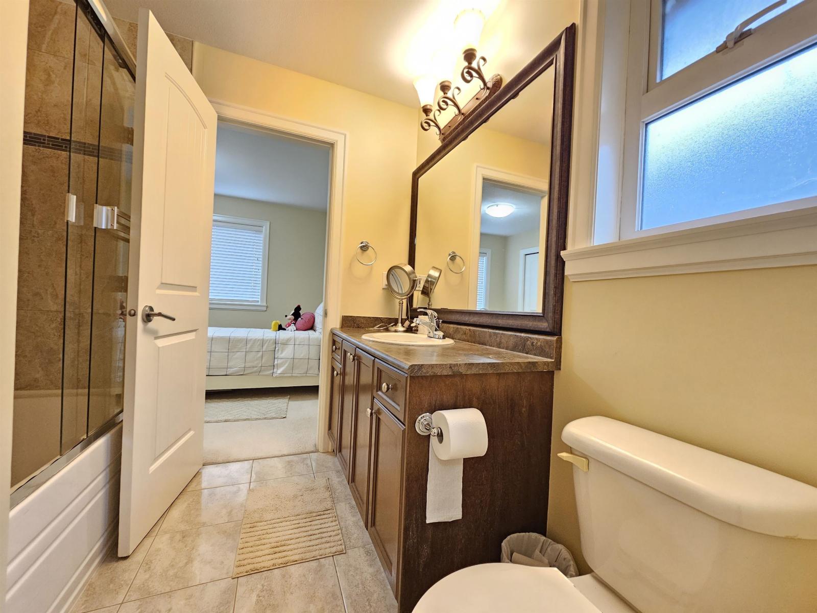 10158 128 Street, Surrey, British Columbia  V3T 2Y9 - Photo 19 - R3100020