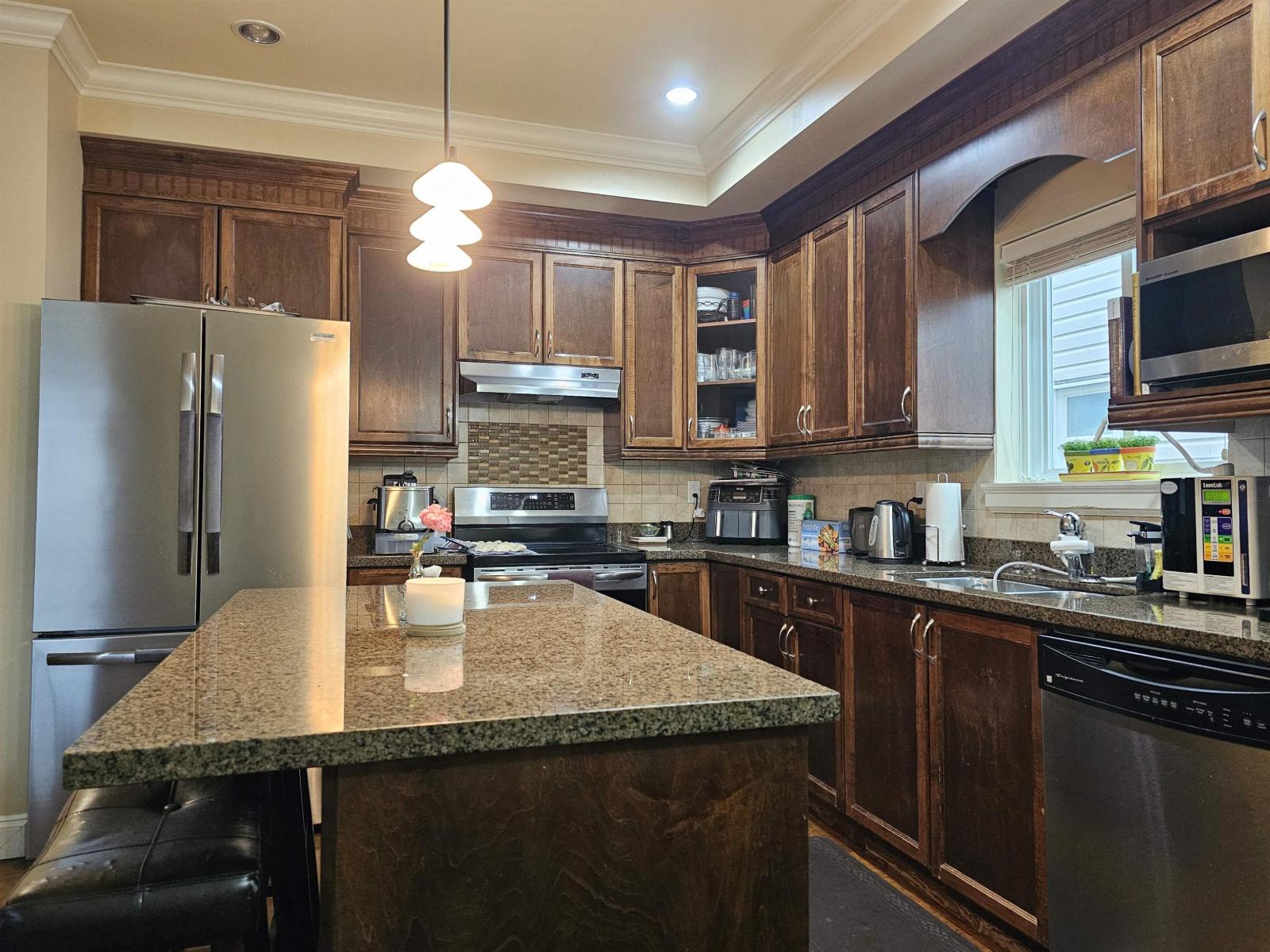 10158 128 Street, Surrey, British Columbia  V3T 2Y9 - Photo 8 - R3100020