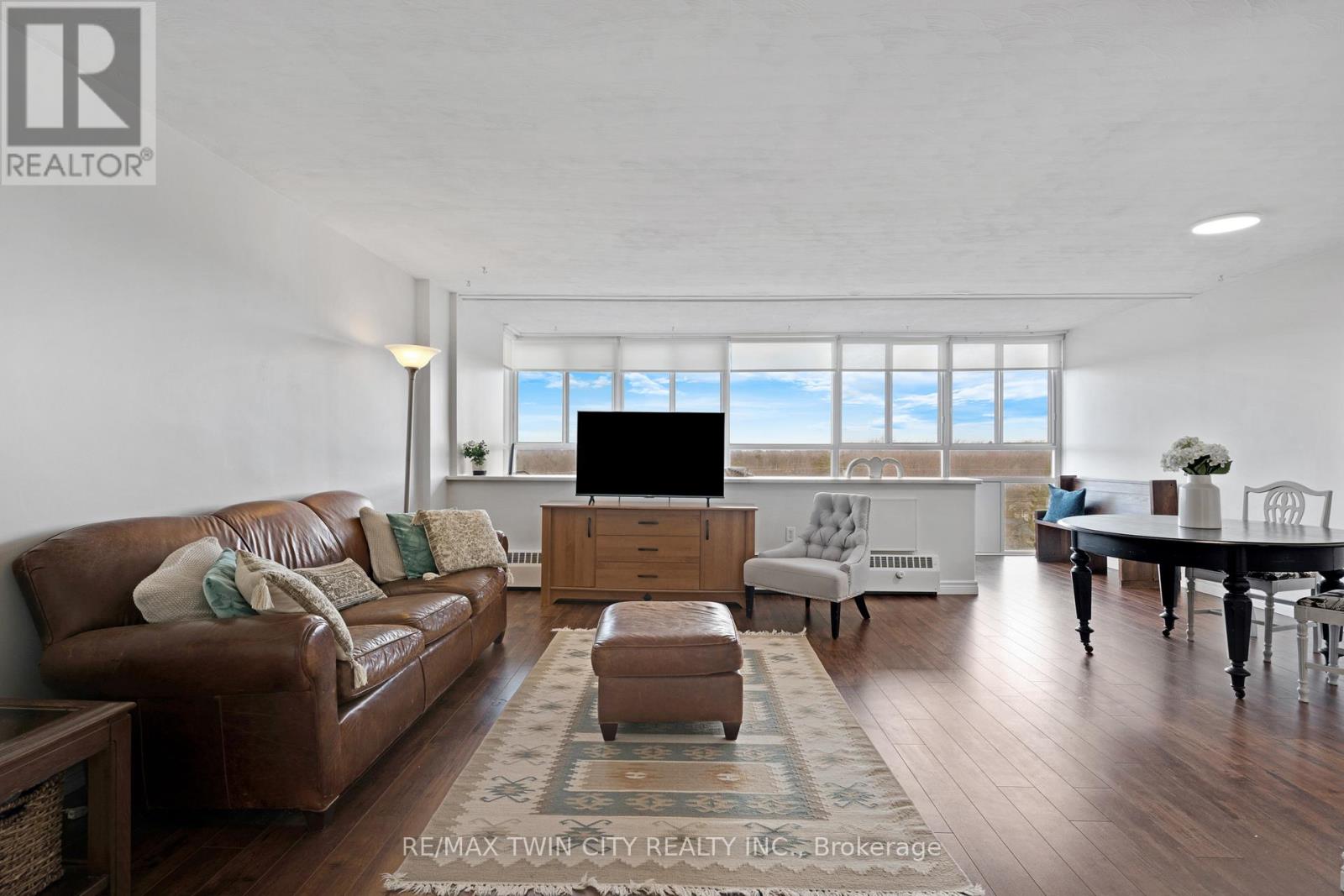 708 - 24 Midland Drive, Kitchener, Ontario  N2A 2A8 - Photo 13 - X12888430