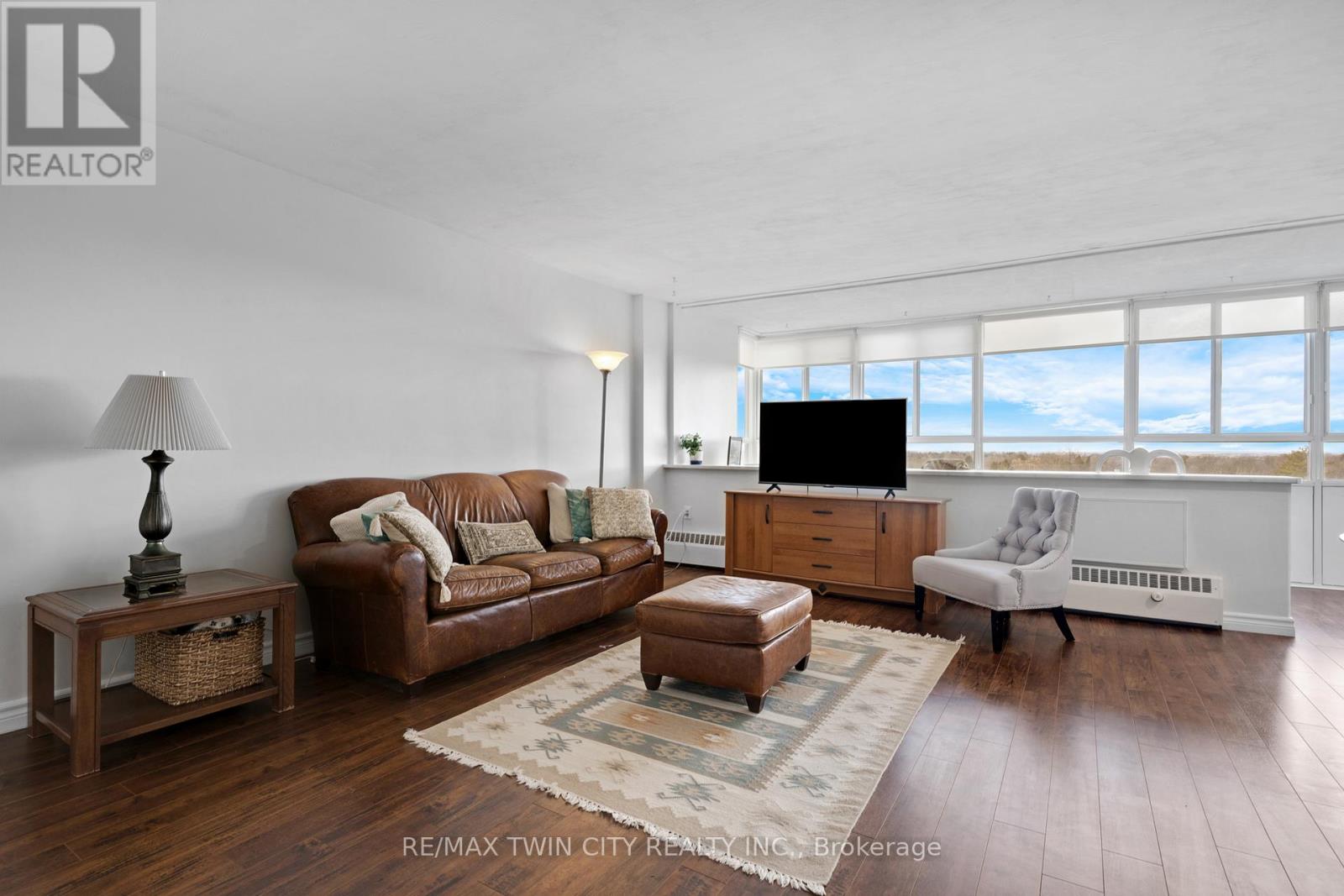 708 - 24 Midland Drive, Kitchener, Ontario  N2A 2A8 - Photo 14 - X12888430