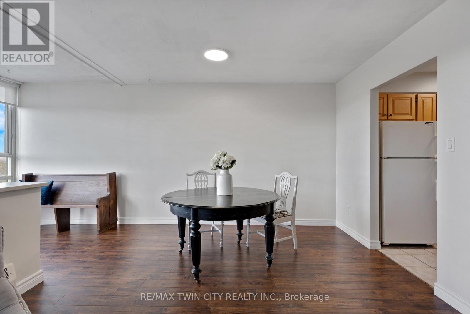 708 - 24 Midland Drive, Kitchener, Ontario  N2A 2A8 - Photo 19 - X12888430