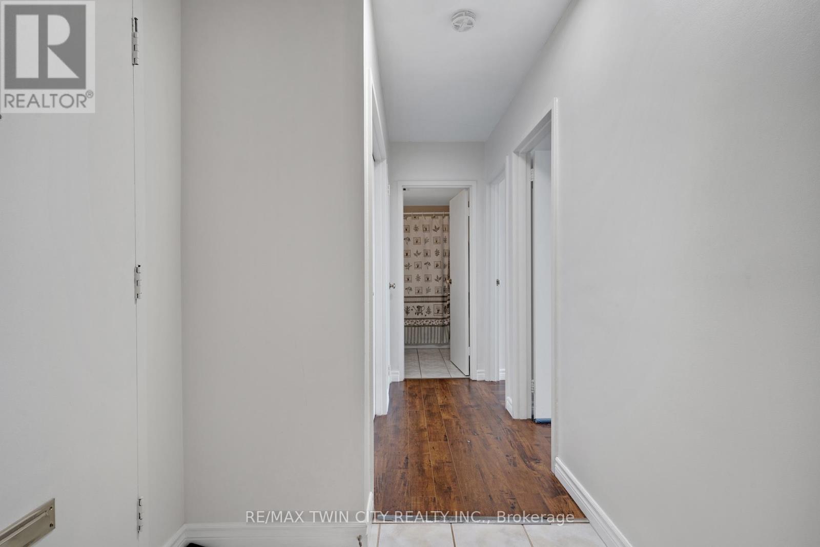 708 - 24 Midland Drive, Kitchener, Ontario  N2A 2A8 - Photo 32 - X12888430