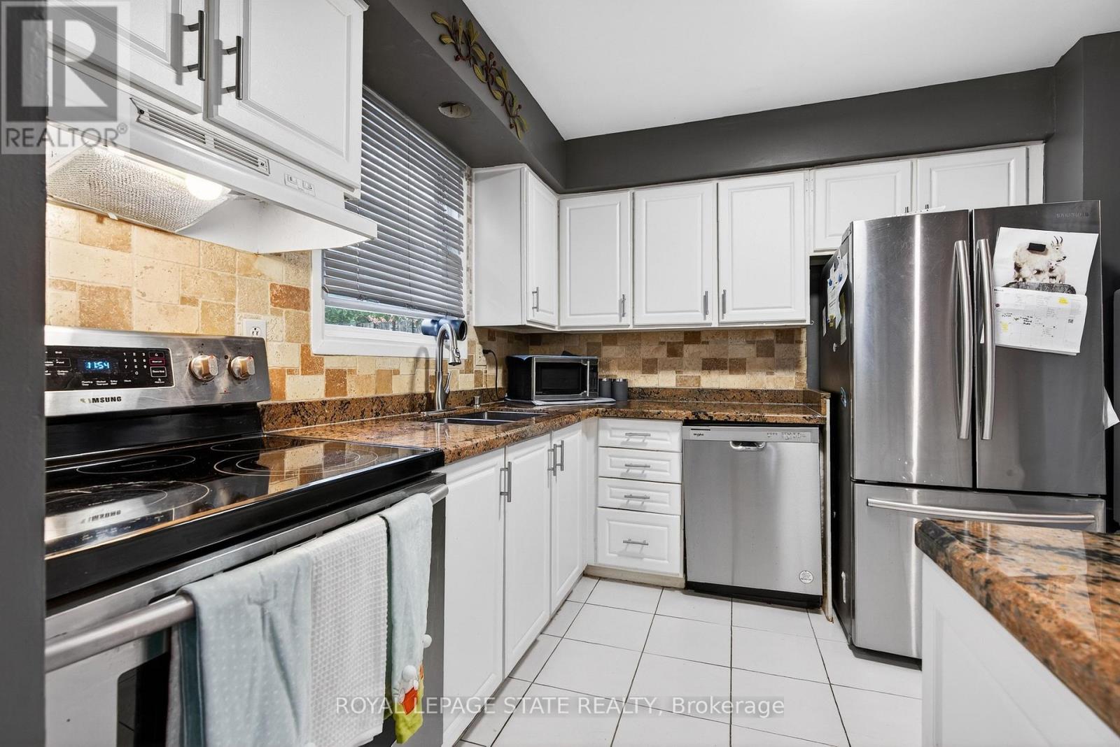 106 Wendover Drive, Hamilton (Fessenden), Ontario  L9C 5X5 - Photo 15 - X12888480