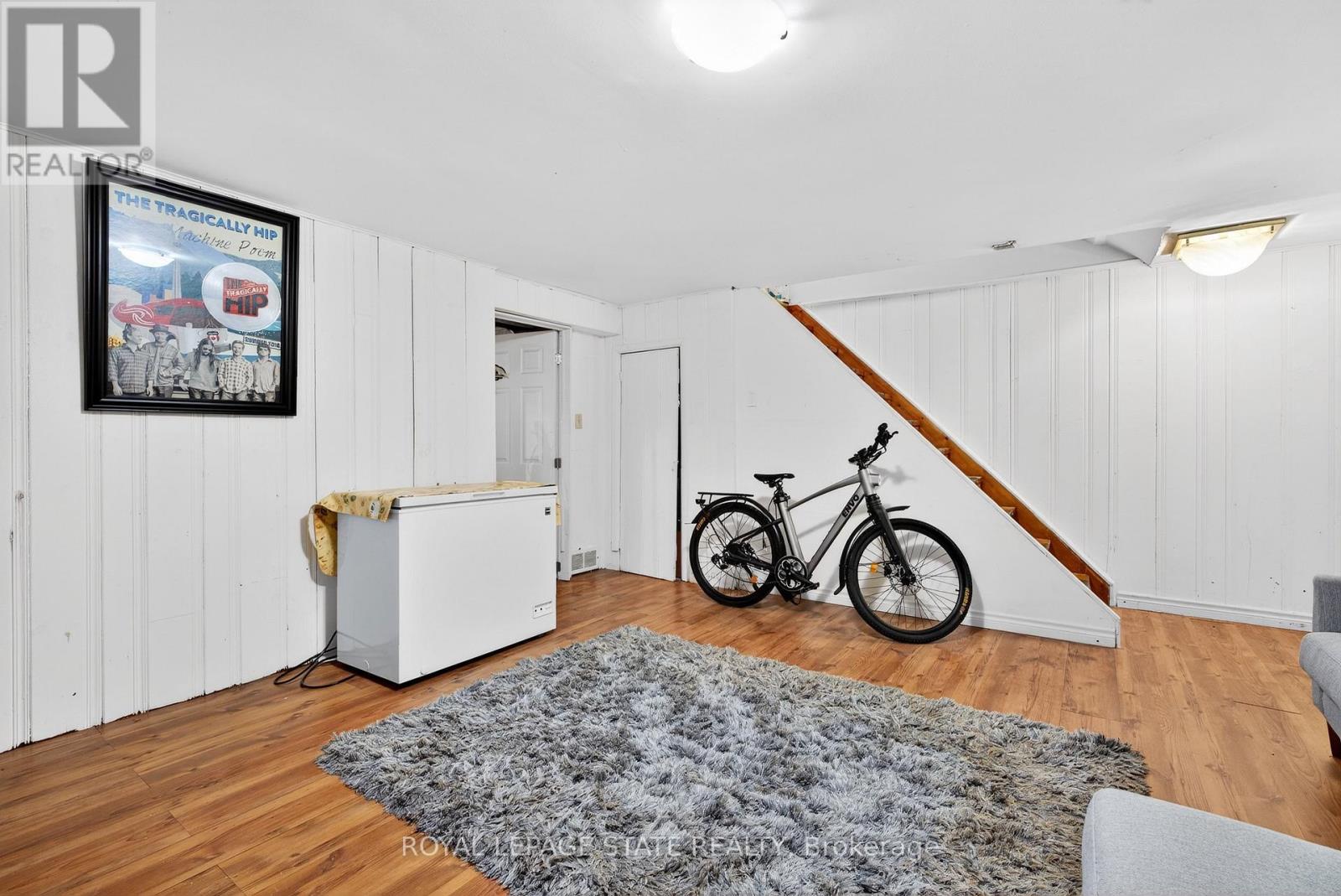 106 Wendover Drive, Hamilton (Fessenden), Ontario  L9C 5X5 - Photo 31 - X12888480