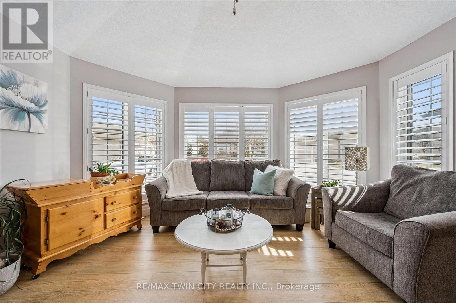 5 Spruce Lane, Wilmot, Ontario  N3A 2G6 - Photo 5 - X12888500