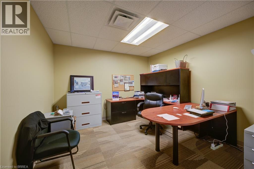 125 Morrell Street, Brantford, Ontario  N3T 4J9 - Photo 17 - 40807315