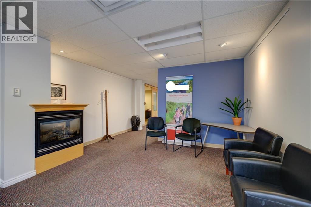 125 Morrell Street, Brantford, Ontario  N3T 4J9 - Photo 4 - 40807315