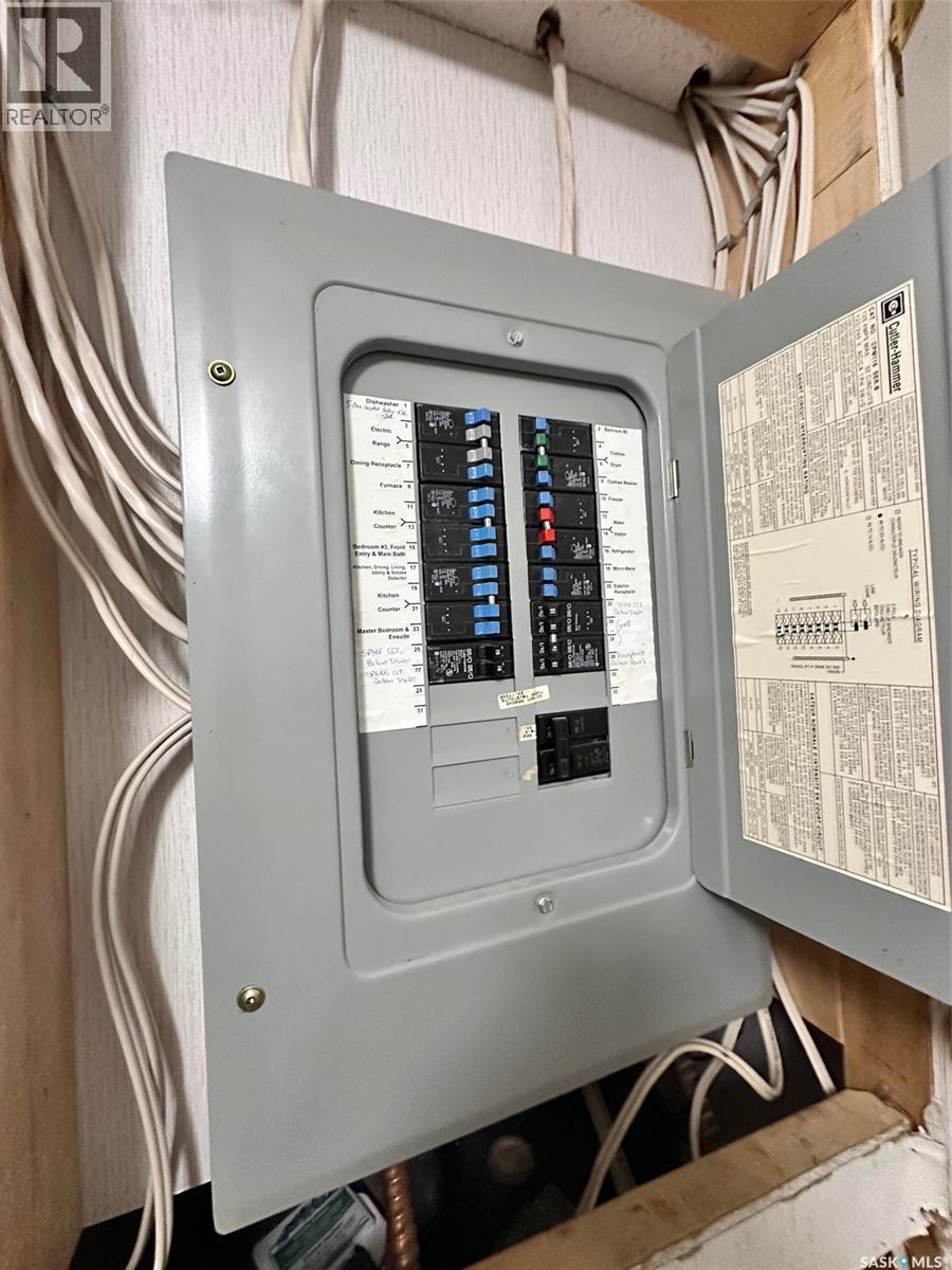 106 2nd Avenue Sw, Dorintosh, Saskatchewan  S0M 0T0 - Photo 5 - SK030542