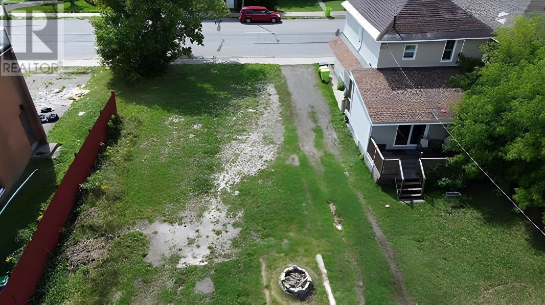 26 Wellington St W, Sault Ste. Marie, Ontario  P6A 1H1 - Photo 1 - SM260457