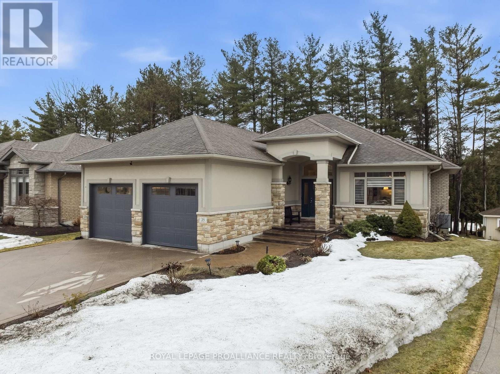 23 Lakewood Crescent, Quinte West (Murray Ward), Ontario  K8V 5P4 - Photo 2 - X12888600