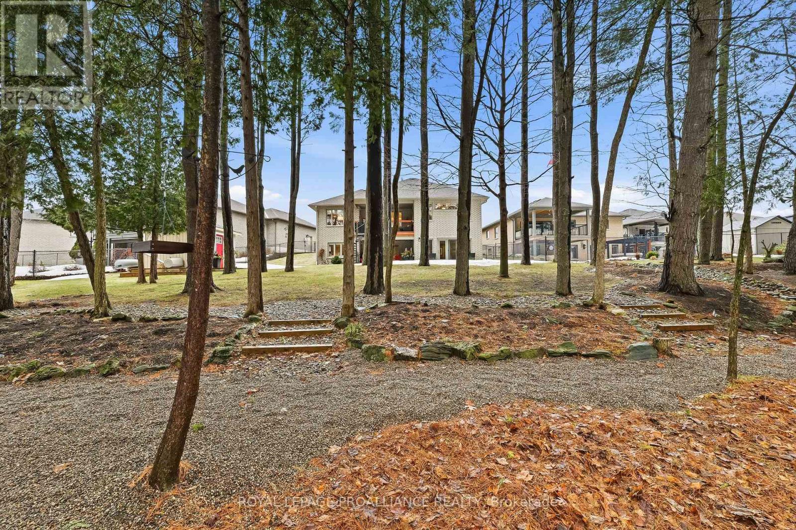 23 Lakewood Crescent, Quinte West (Murray Ward), Ontario  K8V 5P4 - Photo 40 - X12888600