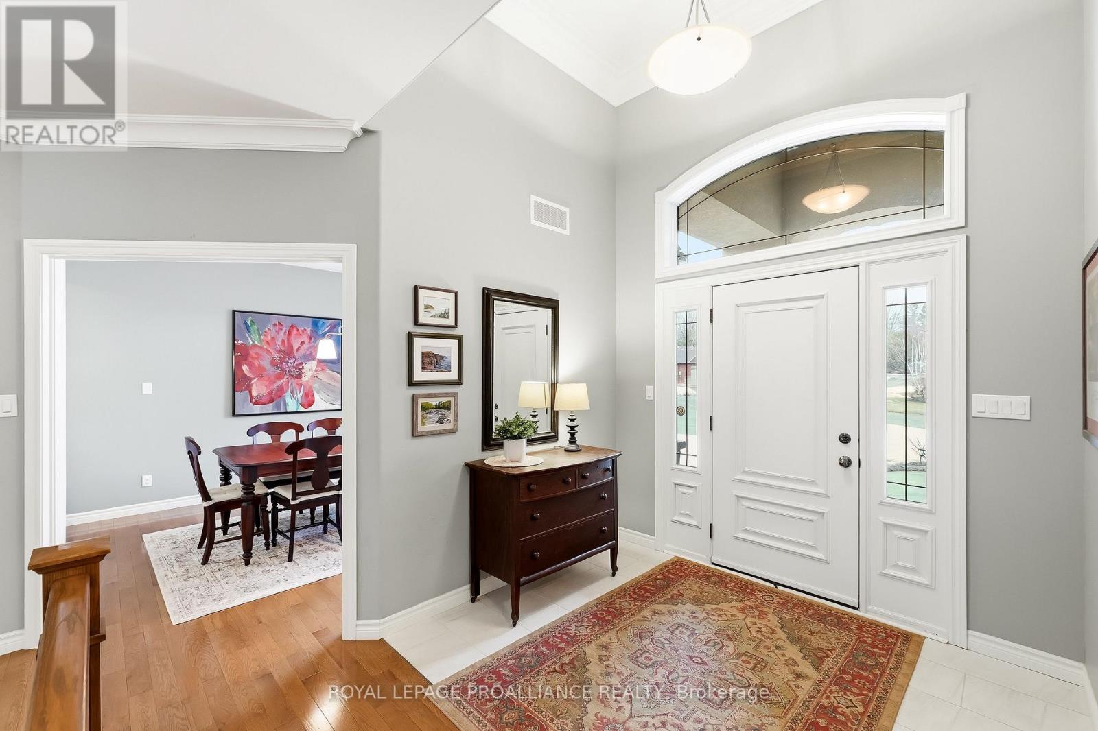 23 Lakewood Crescent, Quinte West (Murray Ward), Ontario  K8V 5P4 - Photo 6 - X12888600