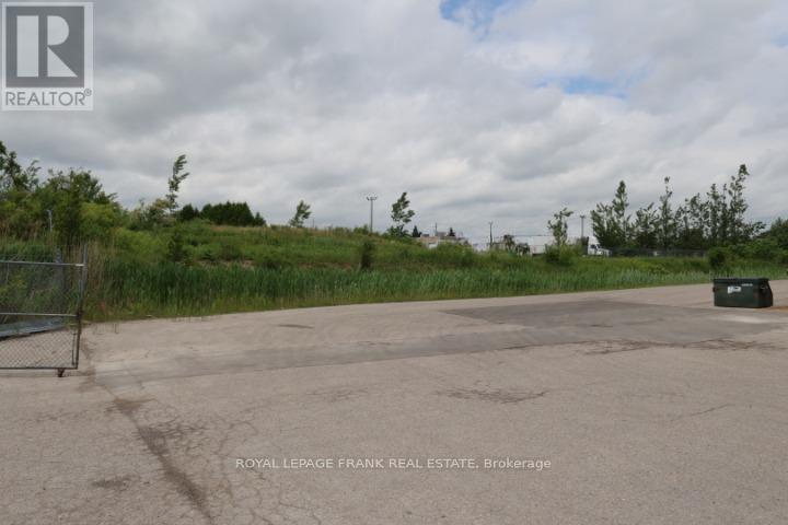 133 Jameson Drive, Peterborough (Otonabee Ward 1), Ontario  K9J 6X6 - Photo 15 - X12888624