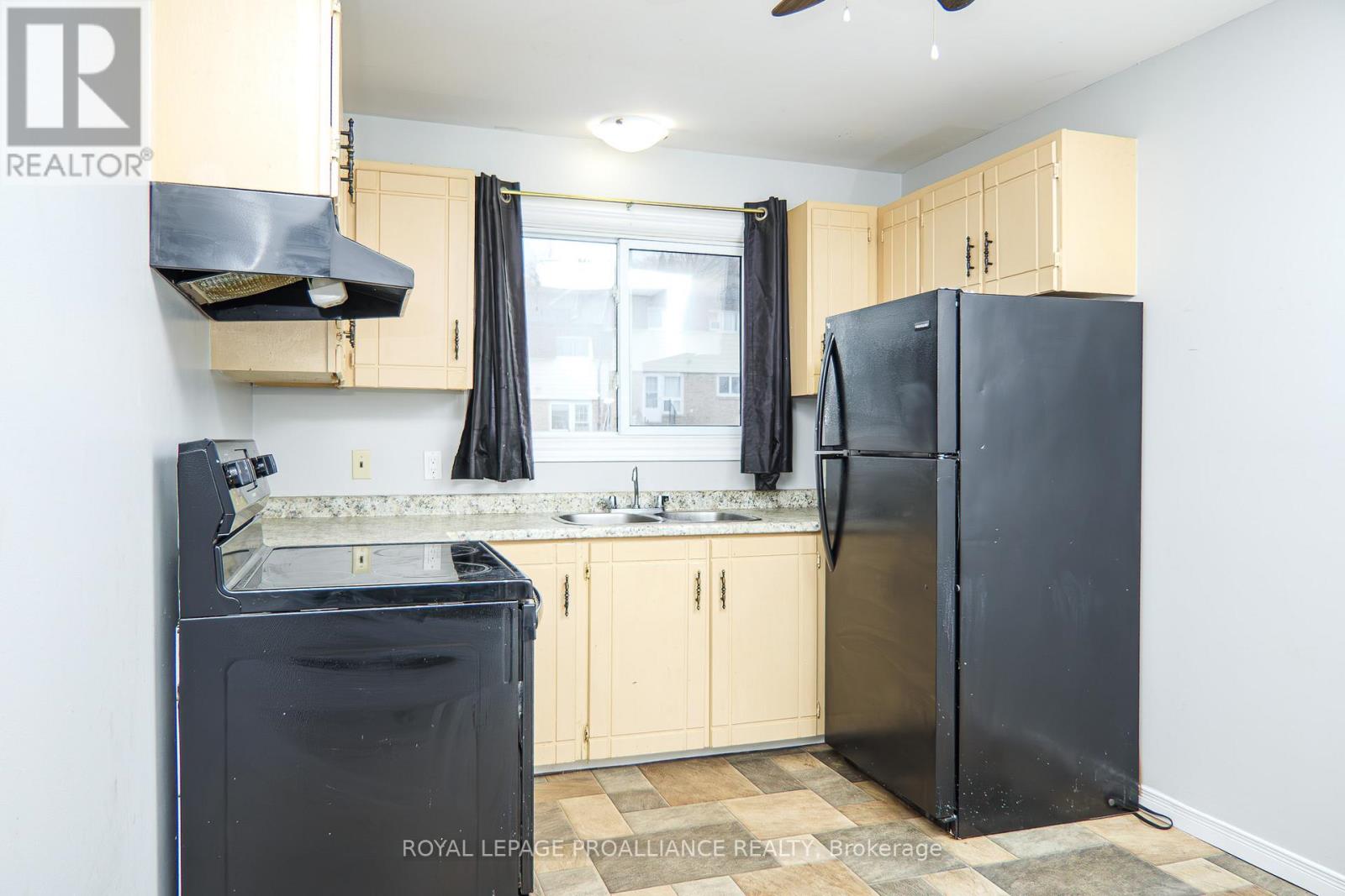 19 - 22 Pitt Street, Prince Edward County (Picton Ward), Ontario  K0K 2T0 - Photo 11 - X12888718