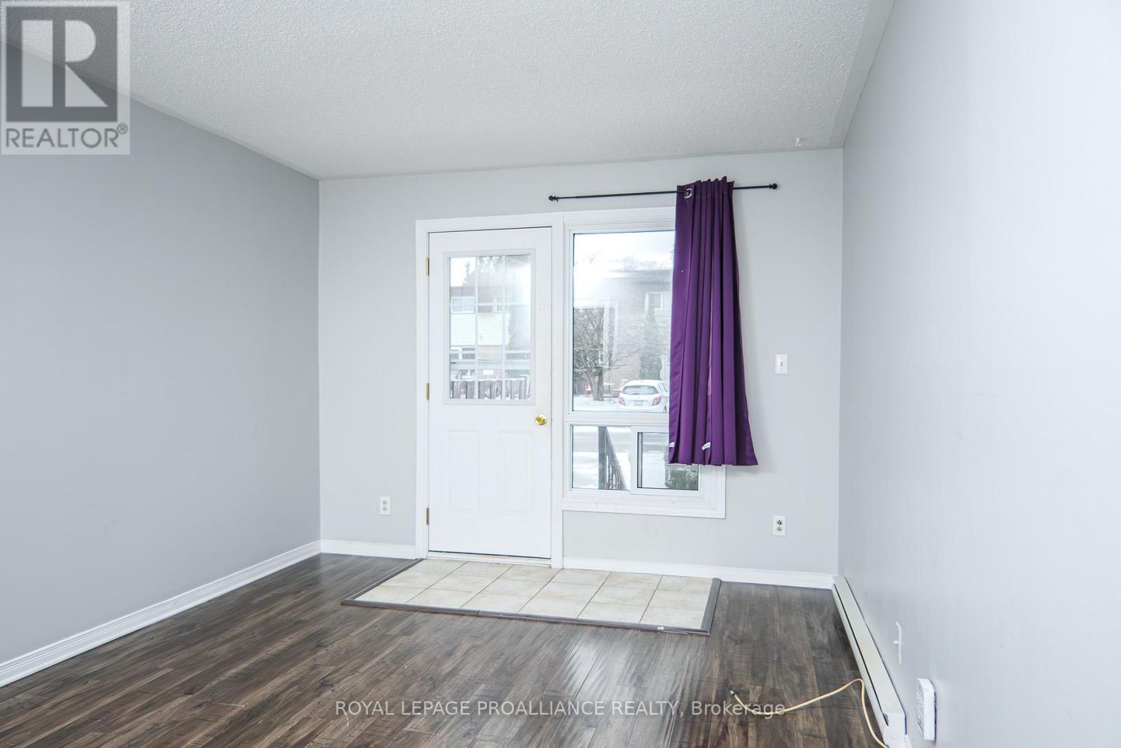 19 - 22 Pitt Street, Prince Edward County (Picton Ward), Ontario  K0K 2T0 - Photo 15 - X12888718