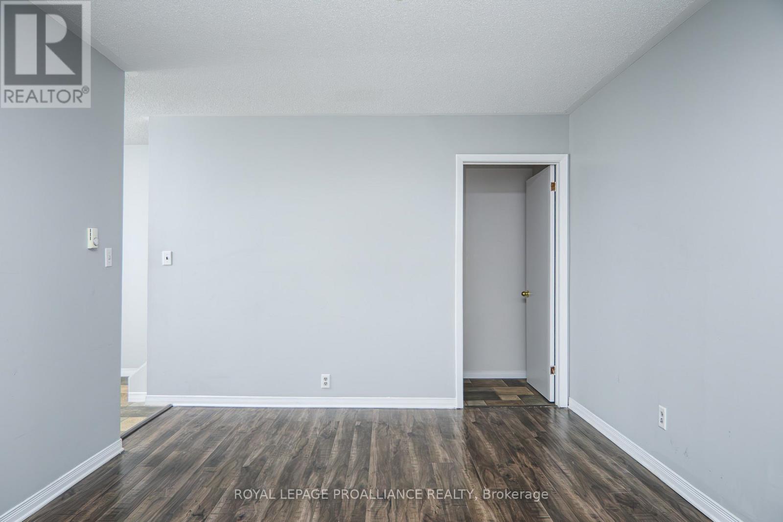 19 - 22 Pitt Street, Prince Edward County (Picton Ward), Ontario  K0K 2T0 - Photo 17 - X12888718