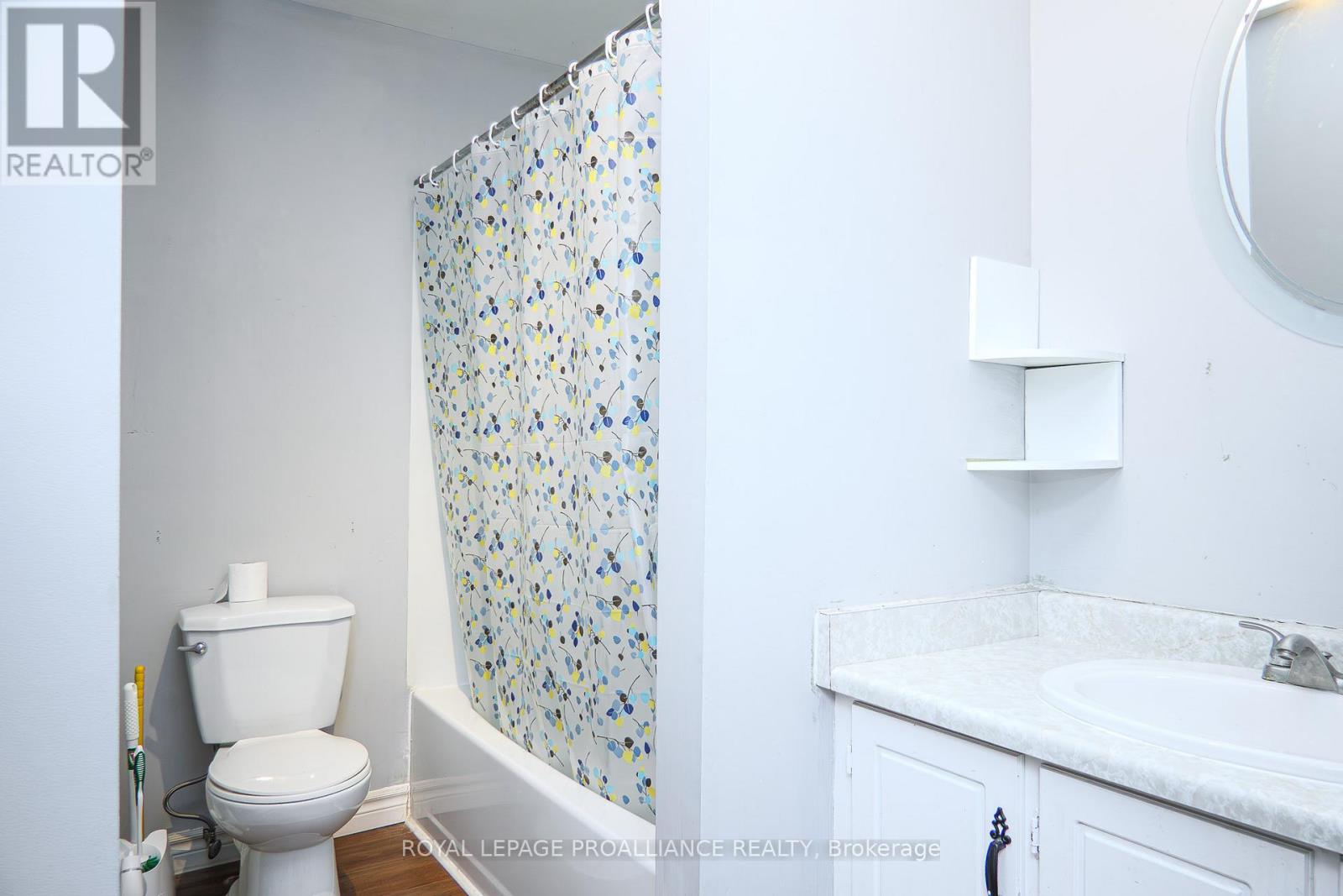 19 - 22 Pitt Street, Prince Edward County (Picton Ward), Ontario  K0K 2T0 - Photo 25 - X12888718