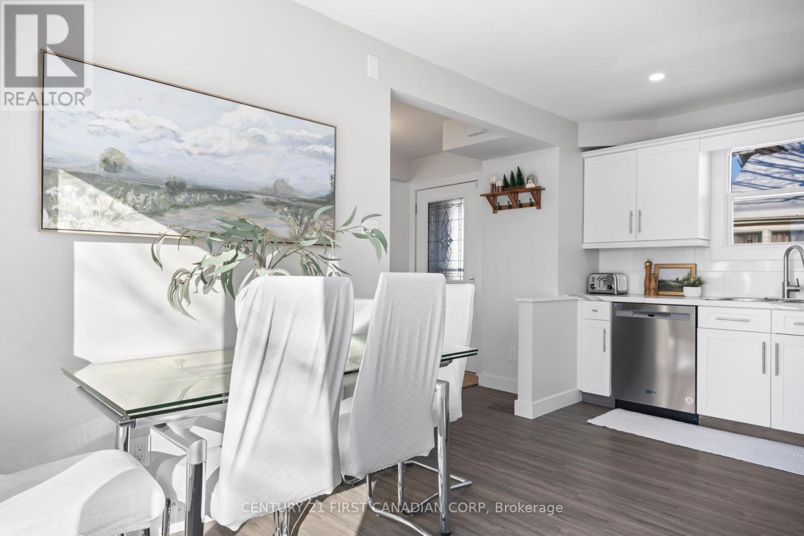 517 Ferndale Court, London South (South Q), Ontario  N6C 5C2 - Photo 18 - X12888576