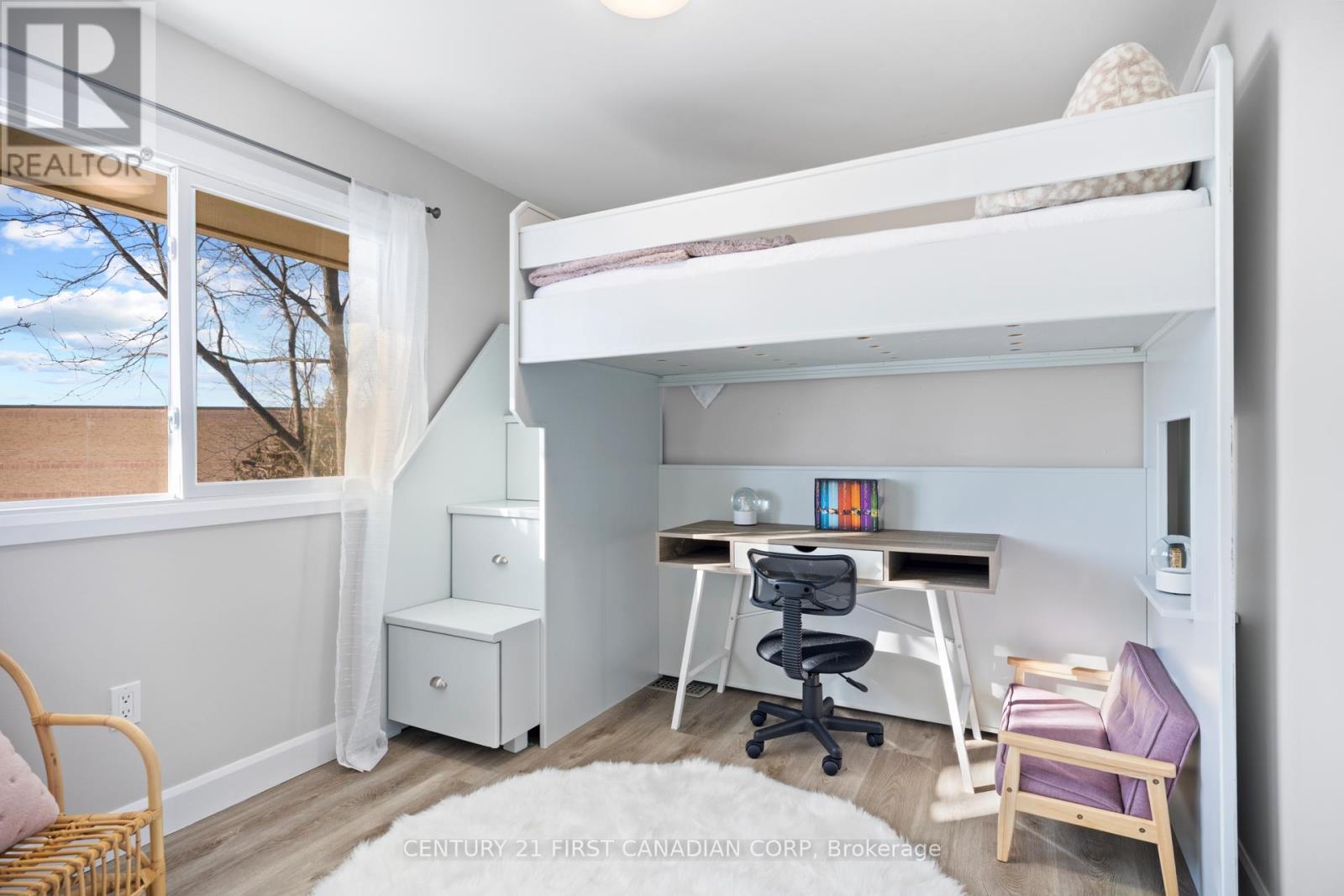 517 Ferndale Court, London South (South Q), Ontario  N6C 5C2 - Photo 27 - X12888576