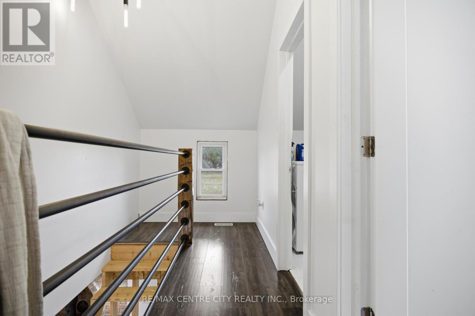 26179 Talbot Line, West Elgin, Ontario  N0L 2P0 - Photo 25 - X12888596