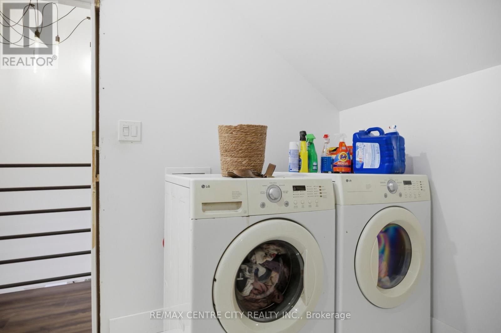 26179 Talbot Line, West Elgin, Ontario  N0L 2P0 - Photo 30 - X12888596