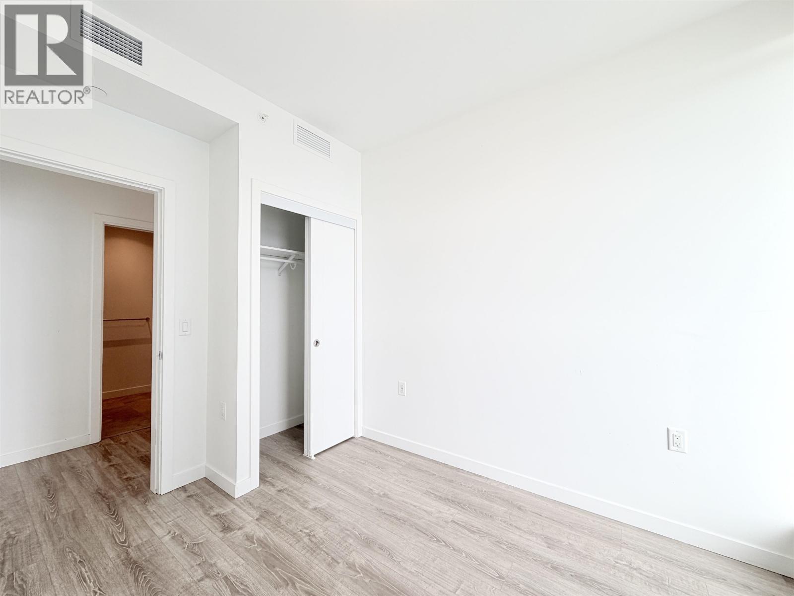 680 Quayside Drive, New Westminster, British Columbia  V3M 0P2 - Photo 6 - R3094438