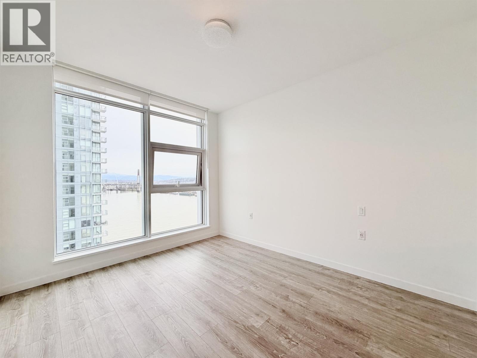 680 Quayside Drive, New Westminster, British Columbia  V3M 0P2 - Photo 19 - R3094438