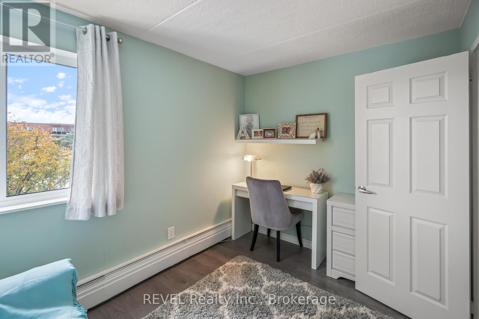 421 - 198 Scott Street, St. Catharines, Ontario  L2N 5T3 - Photo 13 - X12665050