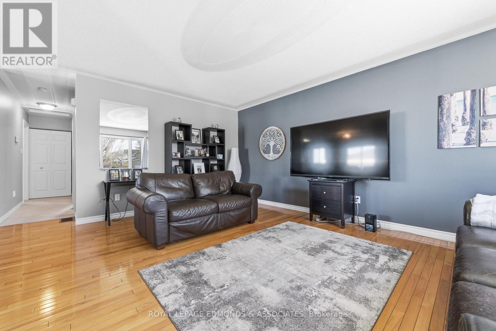 130 Cockburn Crescent, Pembroke, Ontario  K8A 8L9 - Photo 11 - X12888742