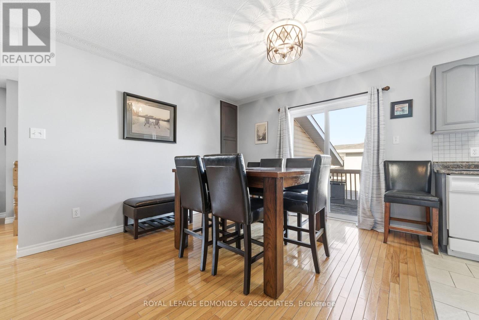 130 Cockburn Crescent, Pembroke, Ontario  K8A 8L9 - Photo 13 - X12888742