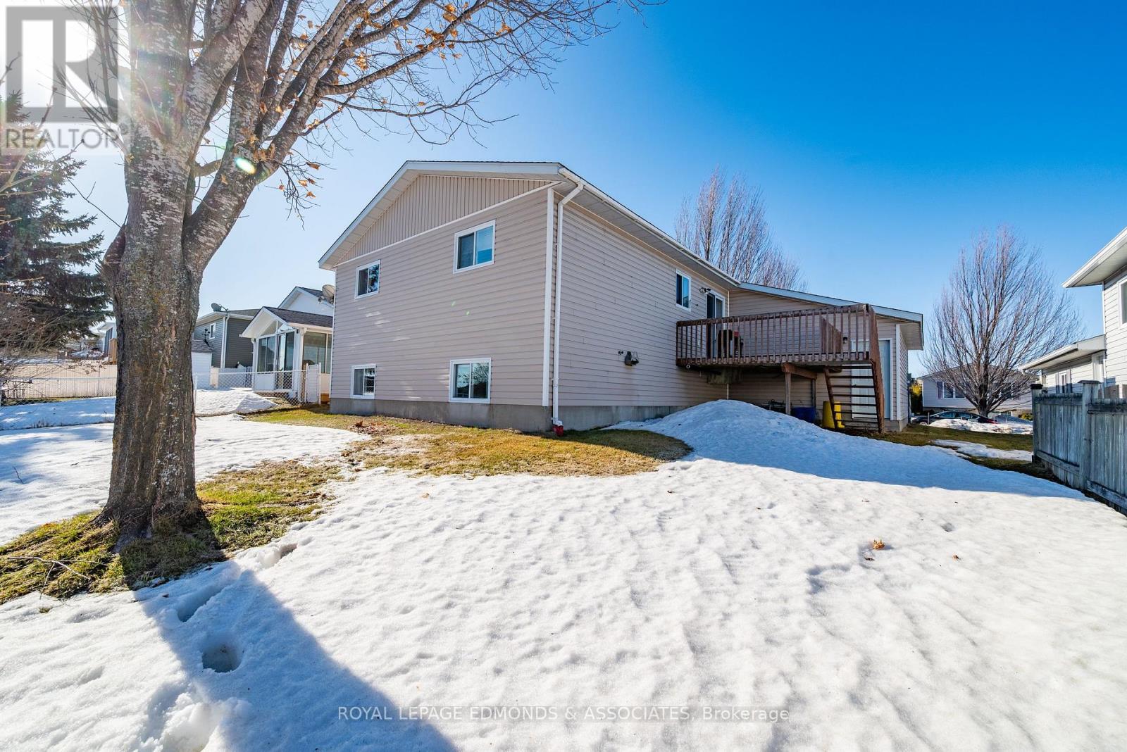 130 Cockburn Crescent, Pembroke, Ontario  K8A 8L9 - Photo 31 - X12888742