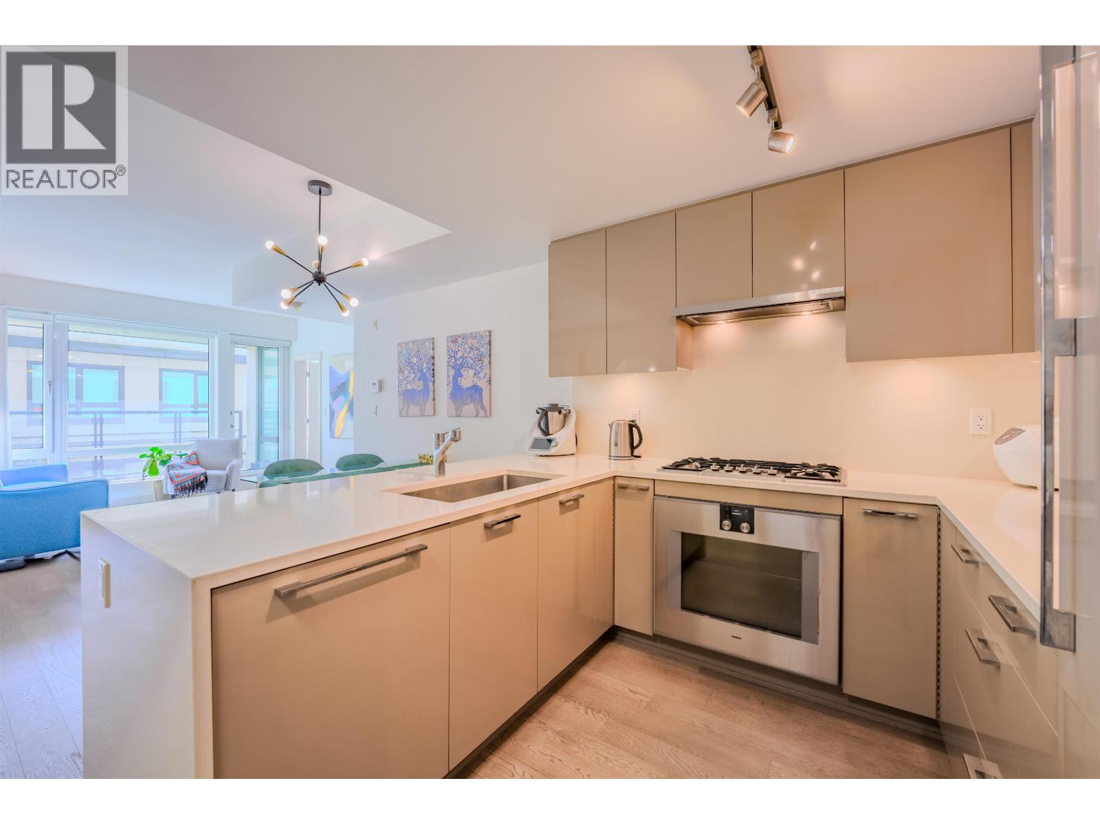 208 4408 Cambie Street, Vancouver, British Columbia  V5Y 0M2 - Photo 8 - R3100121