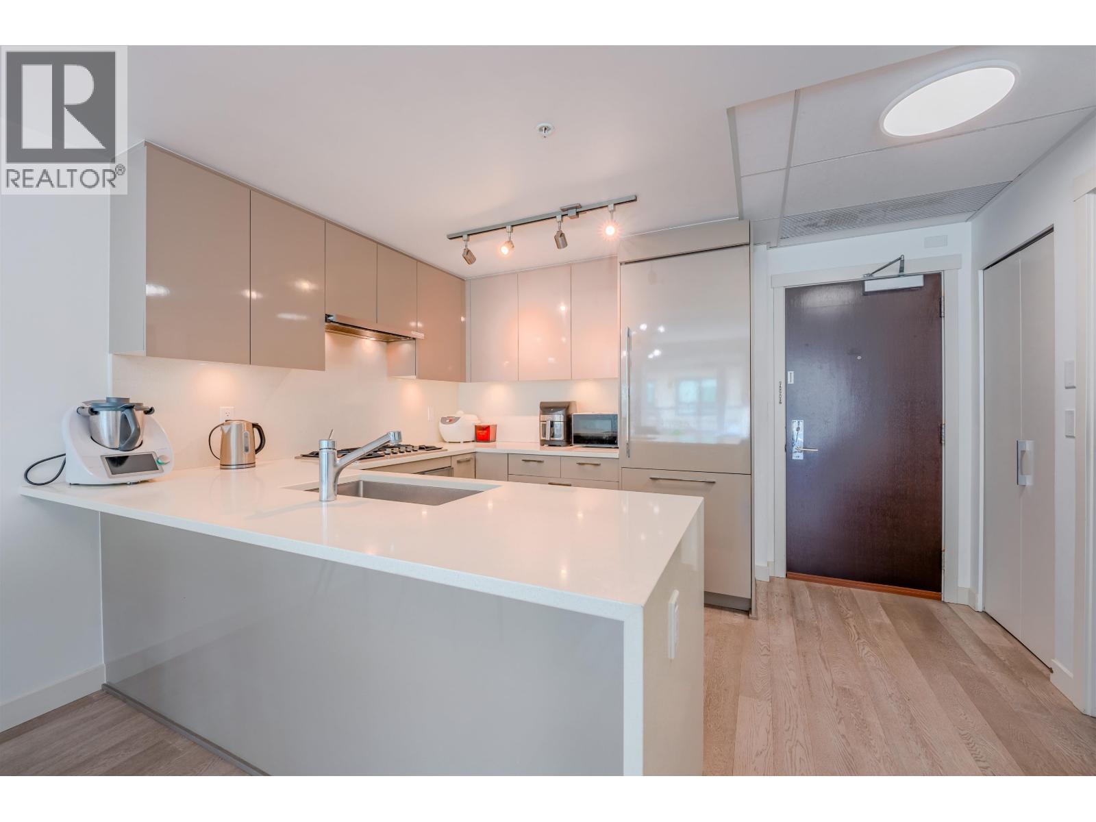 208 4408 Cambie Street, Vancouver, British Columbia  V5Y 0M2 - Photo 3 - R3100121