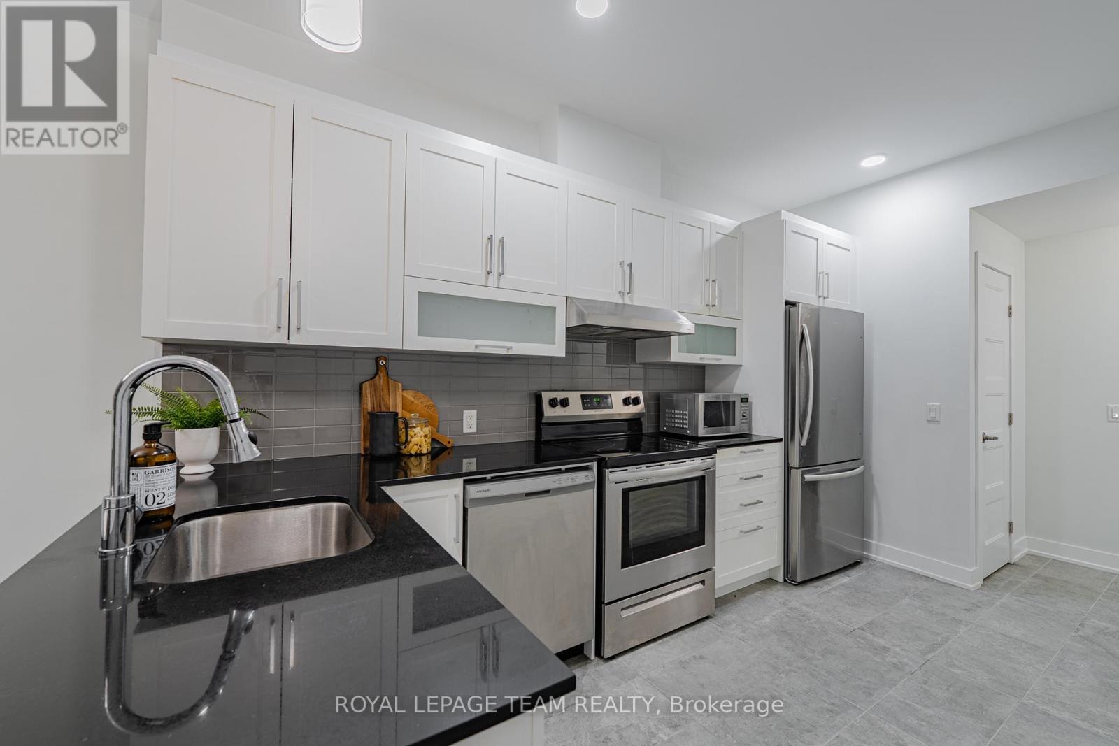 1106 - 200 Inlet Private, Ottawa, Ontario  K4A 5H3 - Photo 10 - X12888570