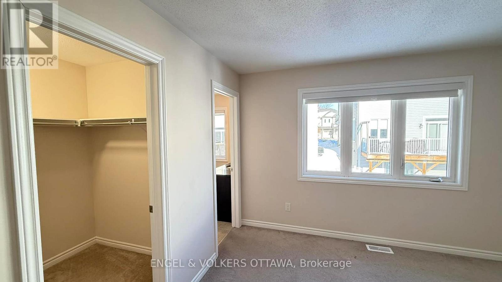611 Silver Spruce Way, Ottawa, Ontario  K2M 0L2 - Photo 17 - X12888598