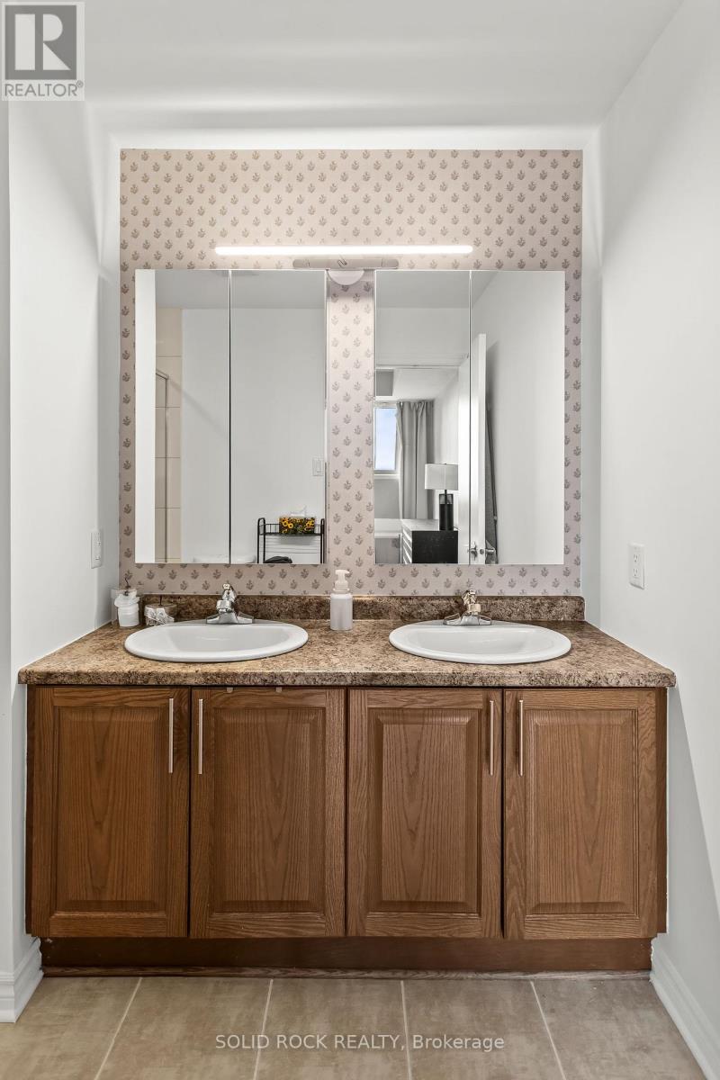 805 - 250 Lett Street, Ottawa, Ontario  K1R 0A8 - Photo 21 - X12888618