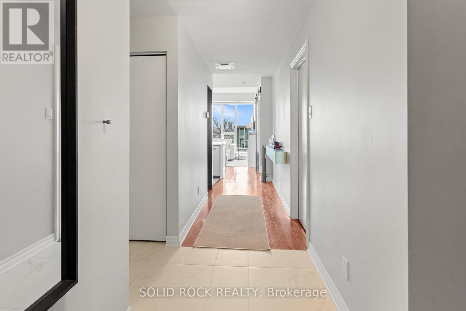 805 - 250 Lett Street, Ottawa, Ontario  K1R 0A8 - Photo 7 - X12888618