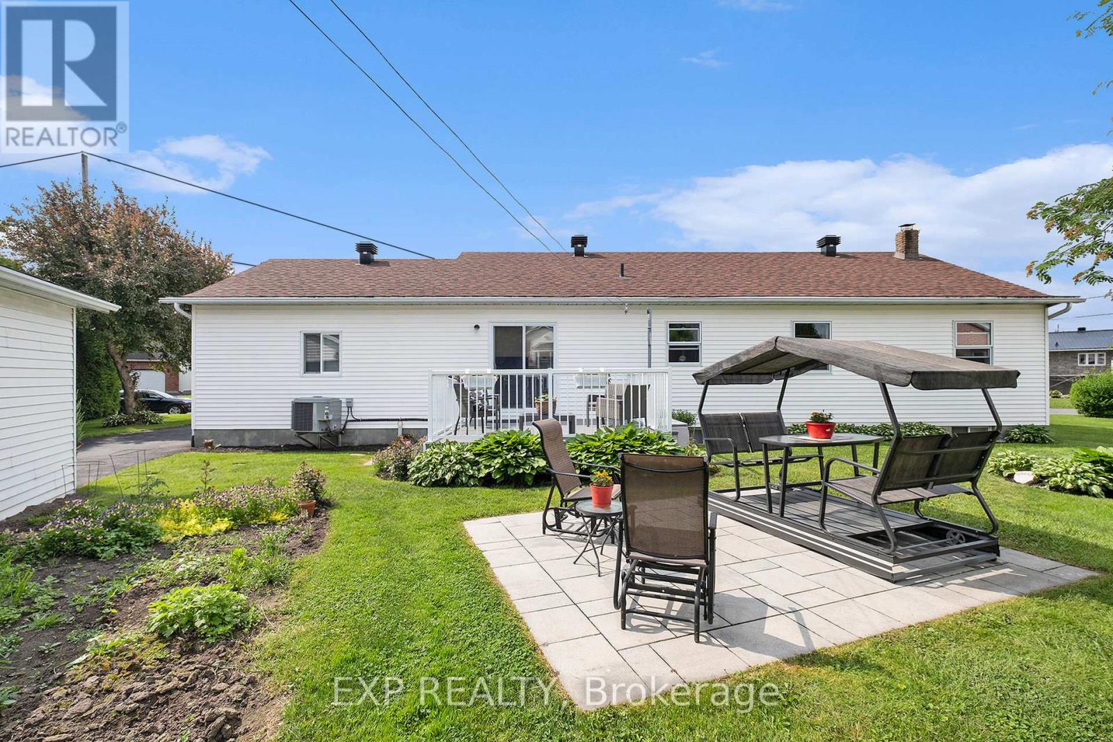 36 Desnoyers Street, Casselman, Ontario  K0A 1M0 - Photo 29 - X12888726