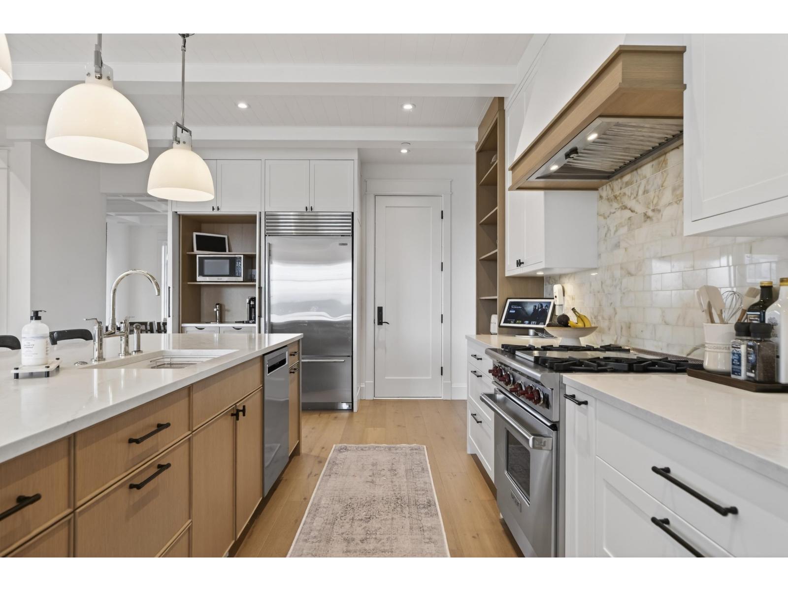 20055 2 Avenue, Langley, British Columbia  V2Z 0A3 - Photo 9 - R3099981