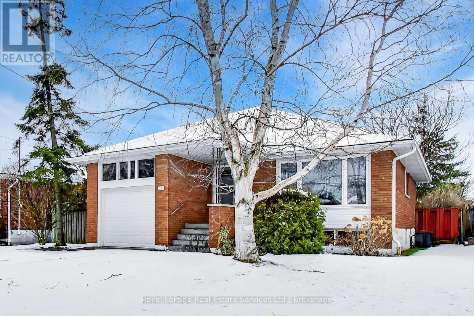 25 Sandringham Avenue, Hamilton (Westcliffe), Ontario  L9C 2H3 - Photo 1 - X12888614